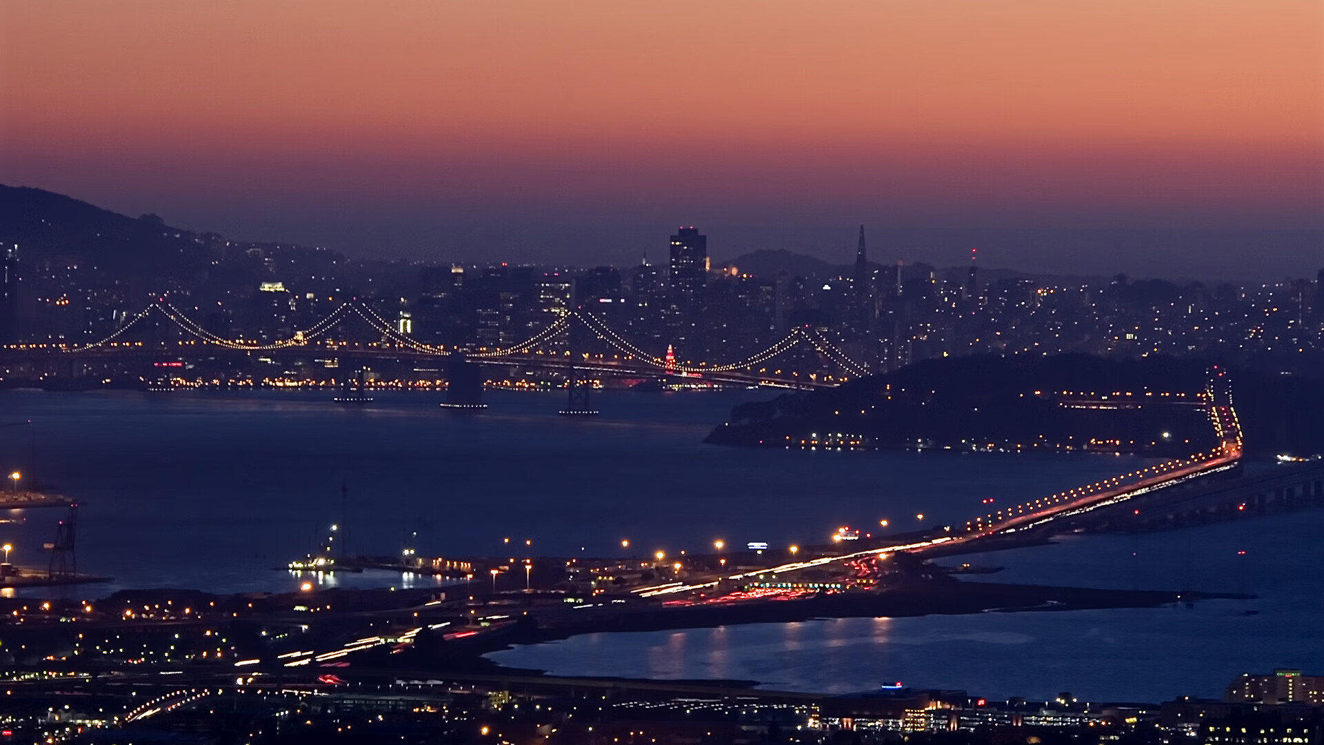 kaiyun官方网站-德甲比赛精彩瞬间，战术变化引领潮流，德甲的比赛