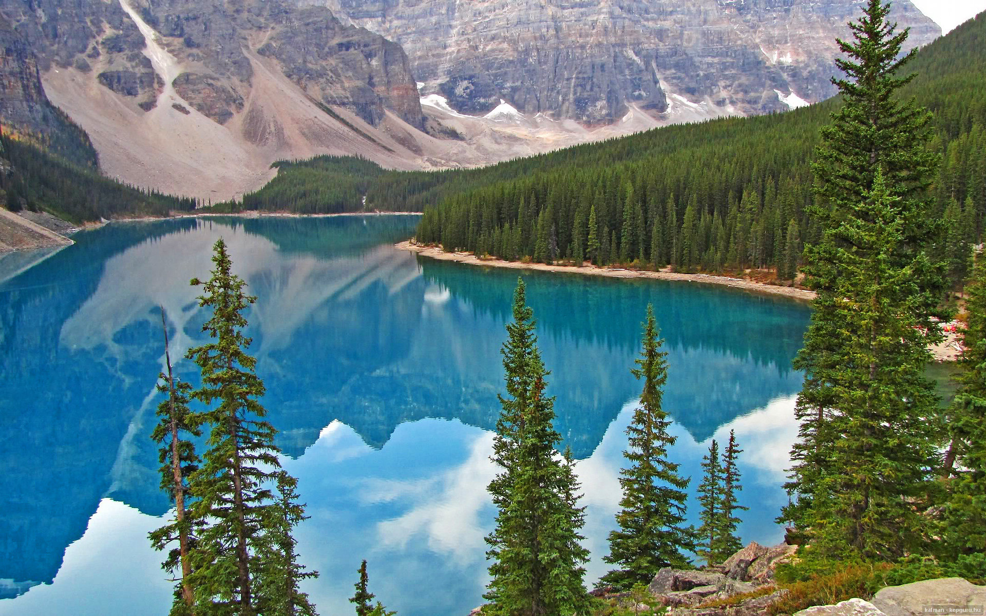 开云网站-皇马全队状态回暖，建功功臣涌现，皇马全队照